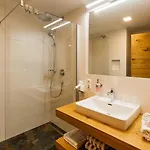 格拉德巴赫公寓酒店 黑特尔旺