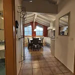 格拉德巴赫公寓酒店 公寓 *